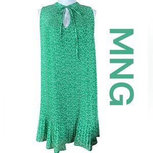 MNG Pleated Ditzy Floral Print Mini Dress, Size 6.